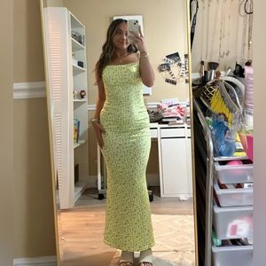 TikTok viral Yellow Amazon dress Size S